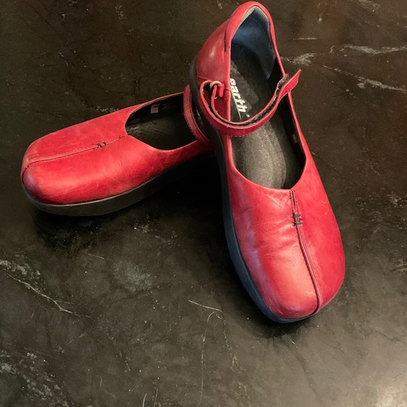 Earth Shoes Red Leather Mary Jane Earth Shoes Size 75 Poshmark